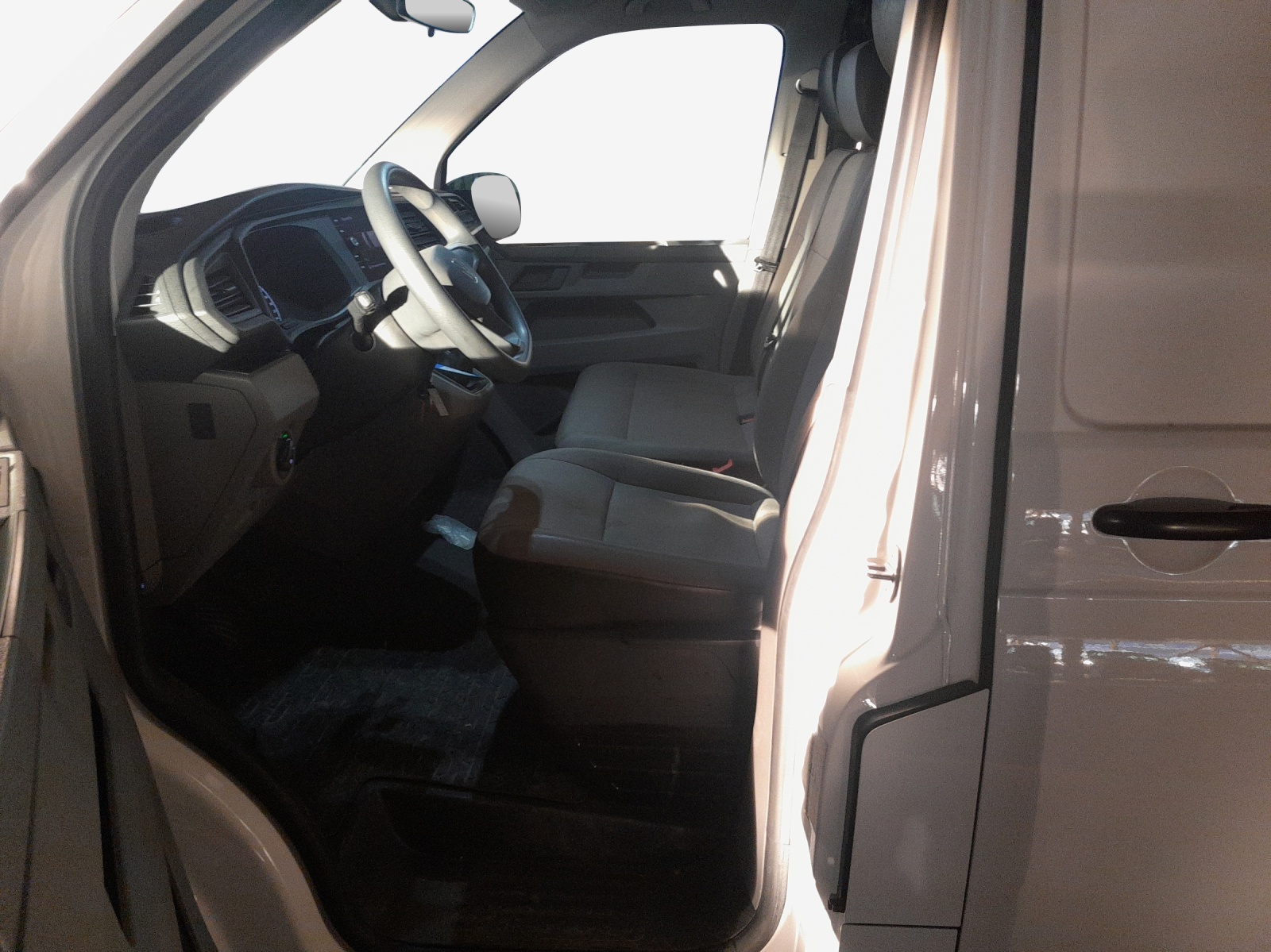 VW T6.1 2.0 TDI-image-7