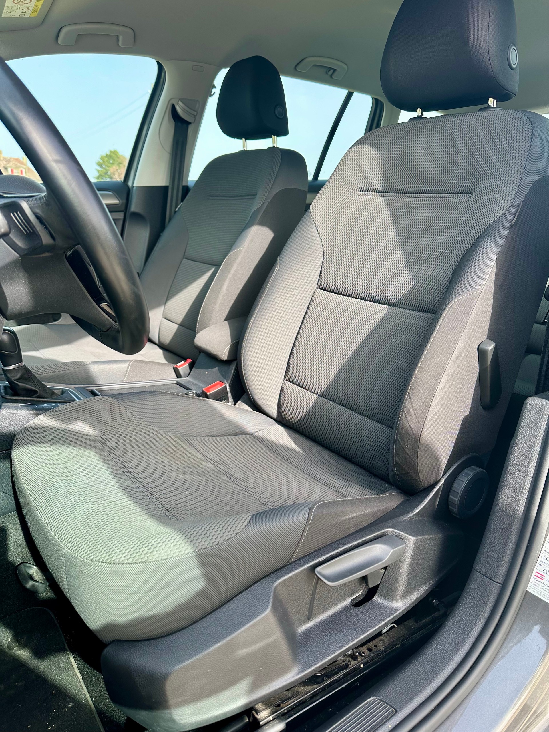 VW Golf Variant 1.4 TSI Comfortline DSG-image-11