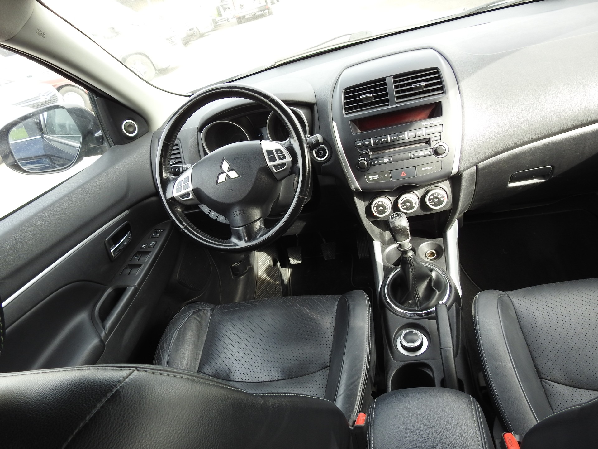 MITSUBISHI ASX 1.8 DID Intense 4WD-image-17