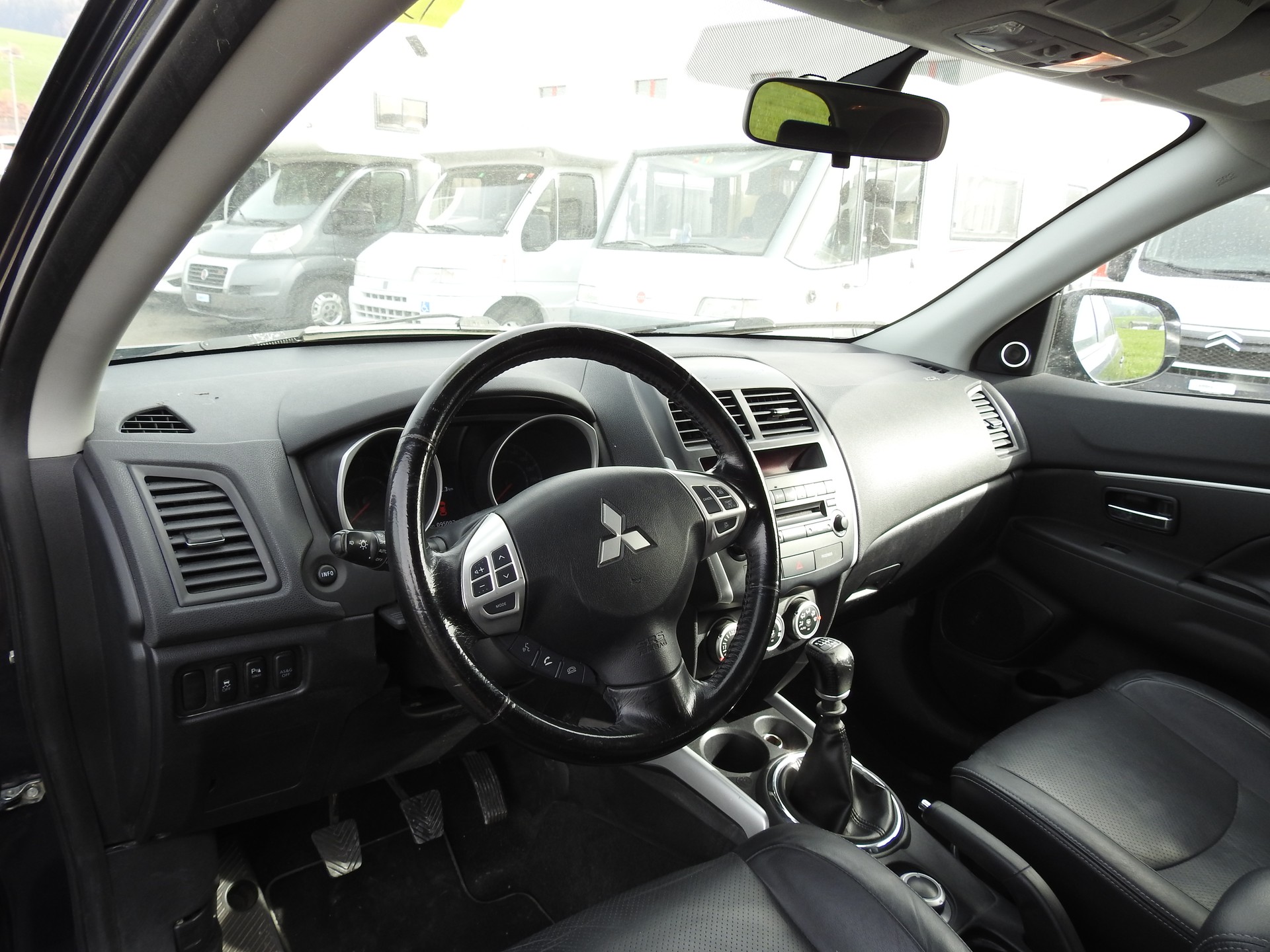 MITSUBISHI ASX 1.8 DID Intense 4WD-image-11
