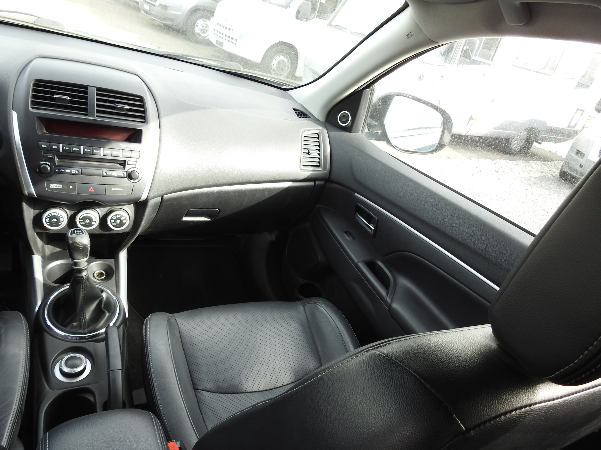 MITSUBISHI ASX 1.8 DID Intense 4WD-image-16
