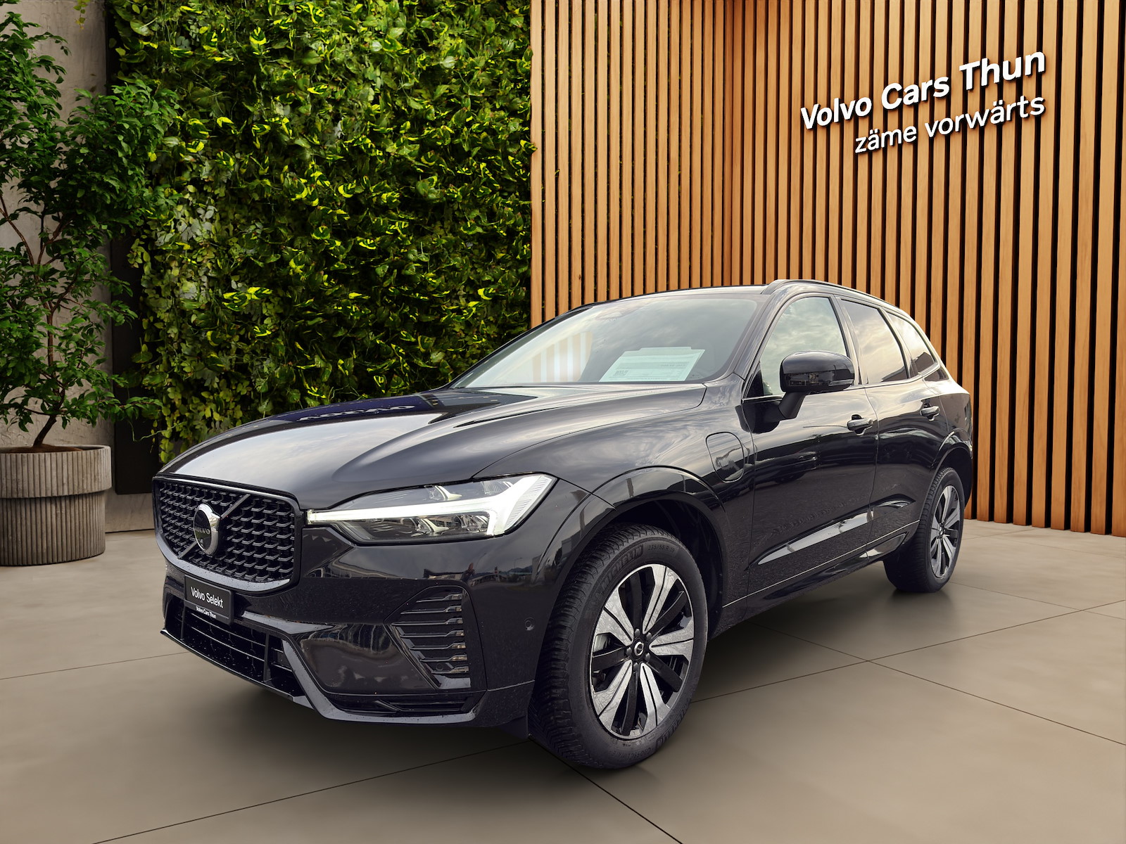 VOLVO XC60 2.0 T6 TE Plus Dark eAWD-image-0