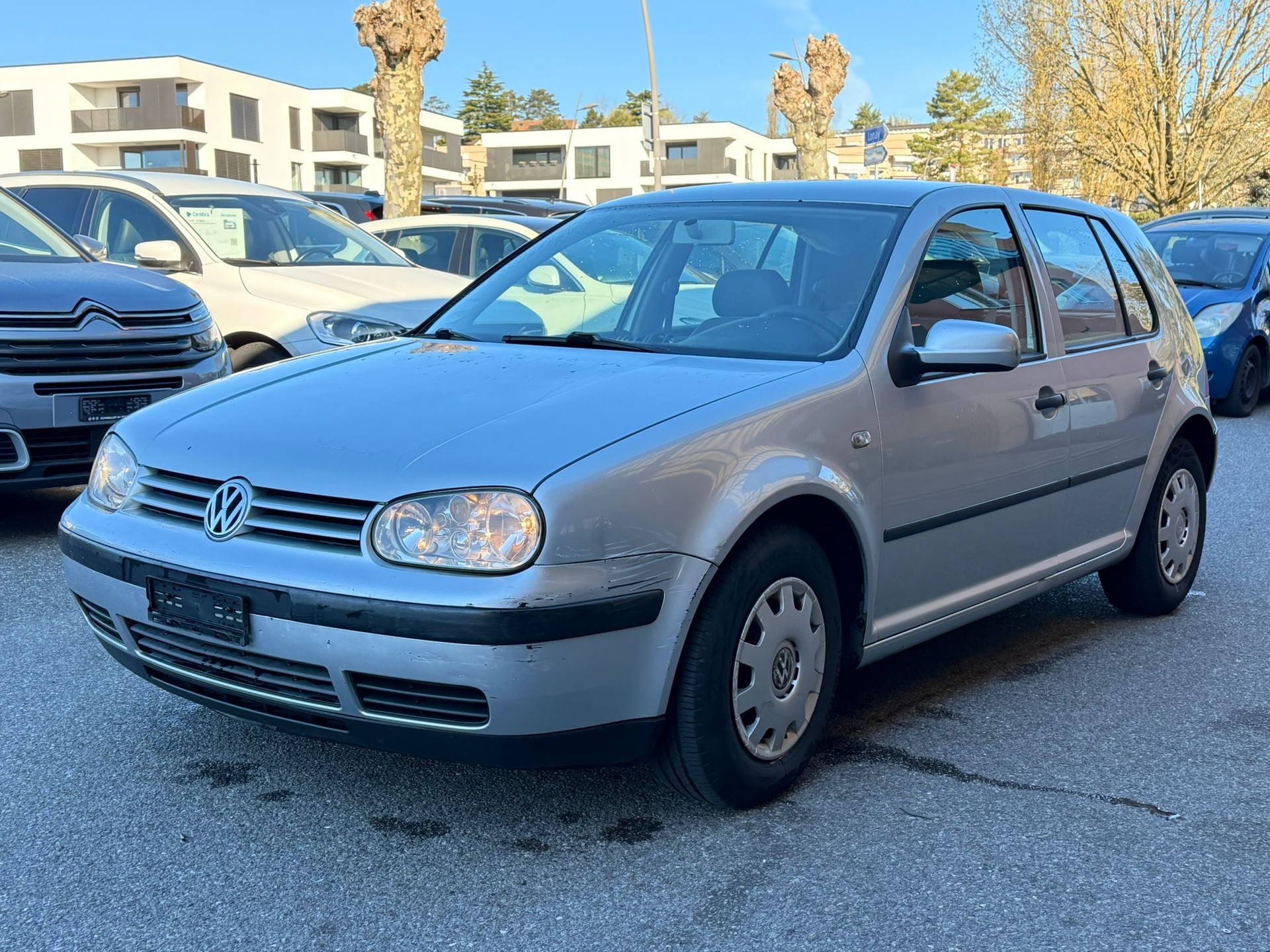 VW Golf 1.6 16V-image-2