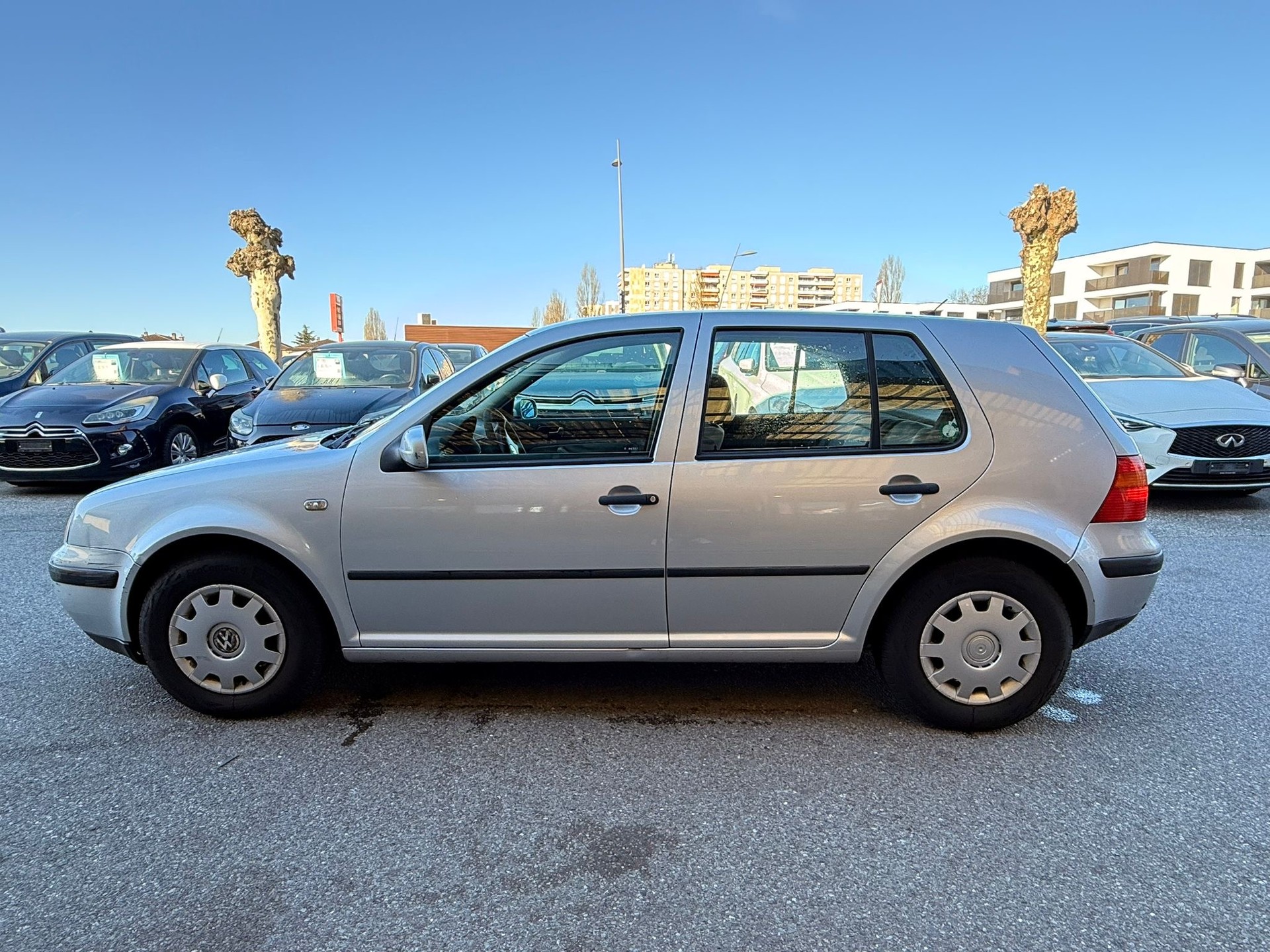 VW Golf 1.6 16V-image-7