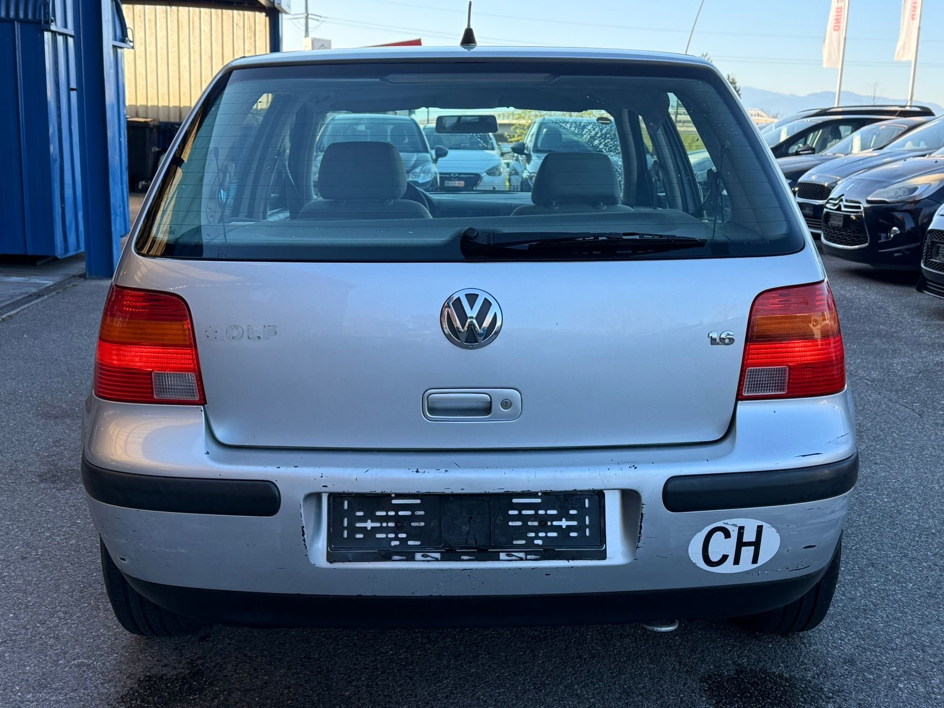 VW Golf 1.6 16V-image-8