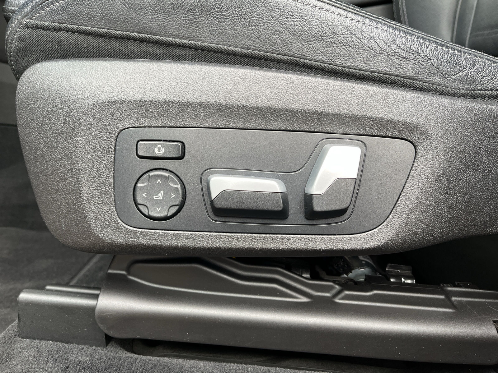 BMW X3 xDrive 30e-image-18