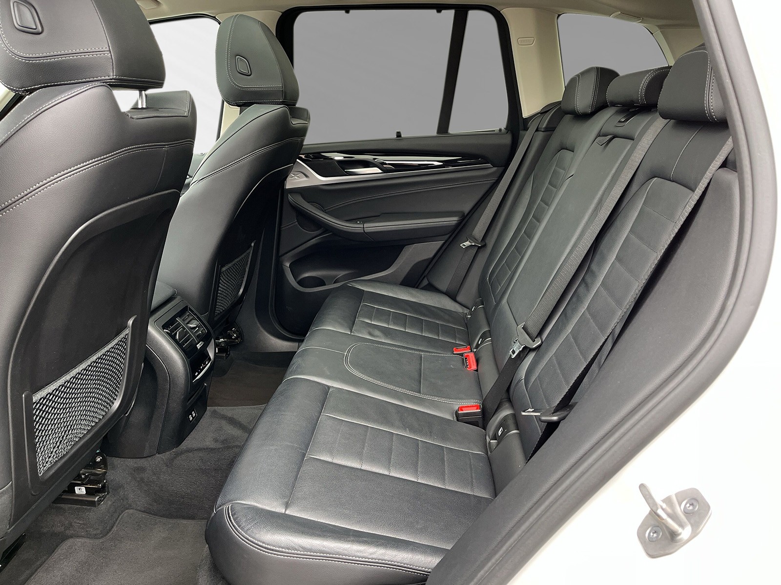 BMW X3 xDrive 30e-image-6