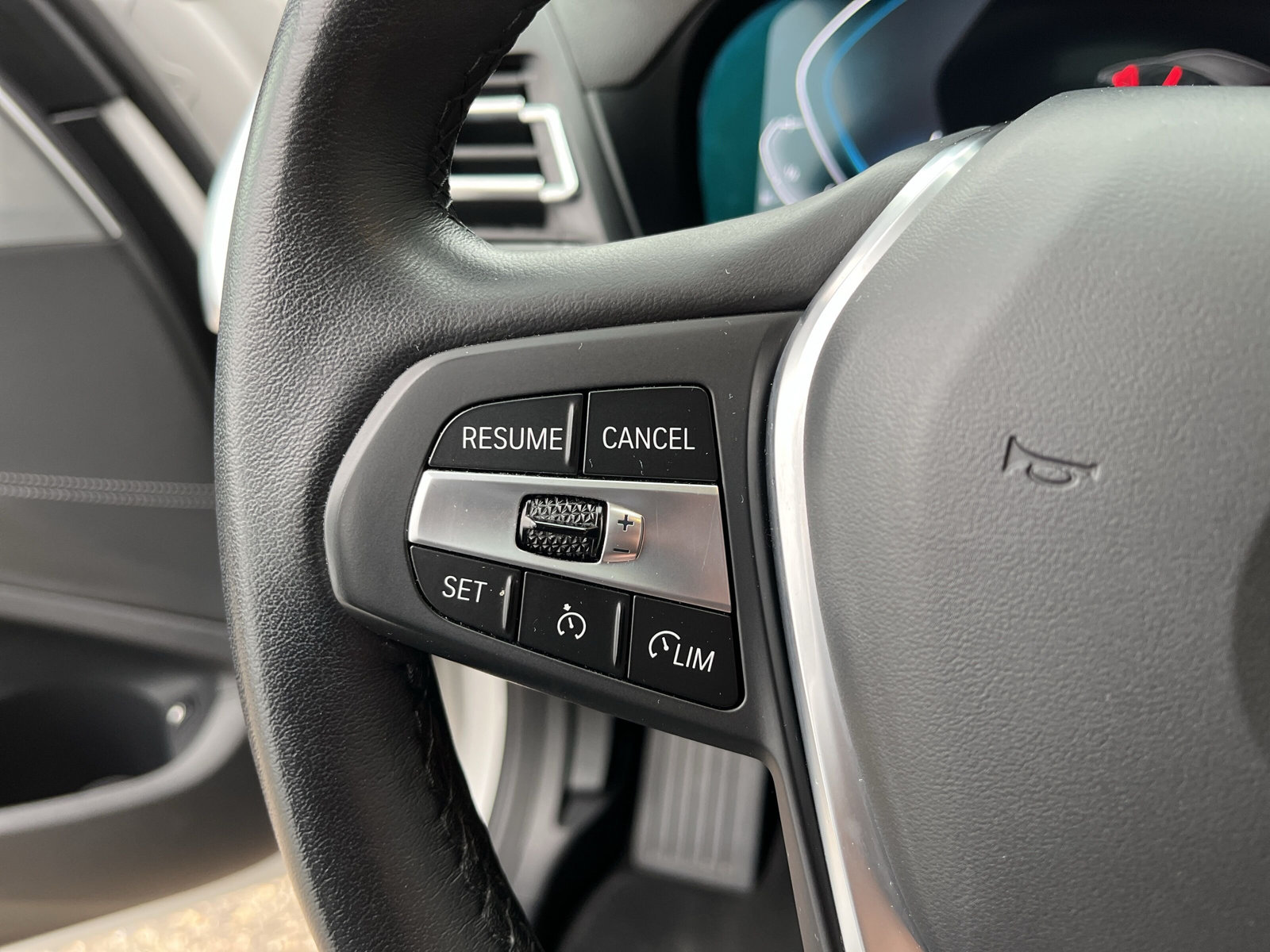 BMW X3 xDrive 30e-image-14