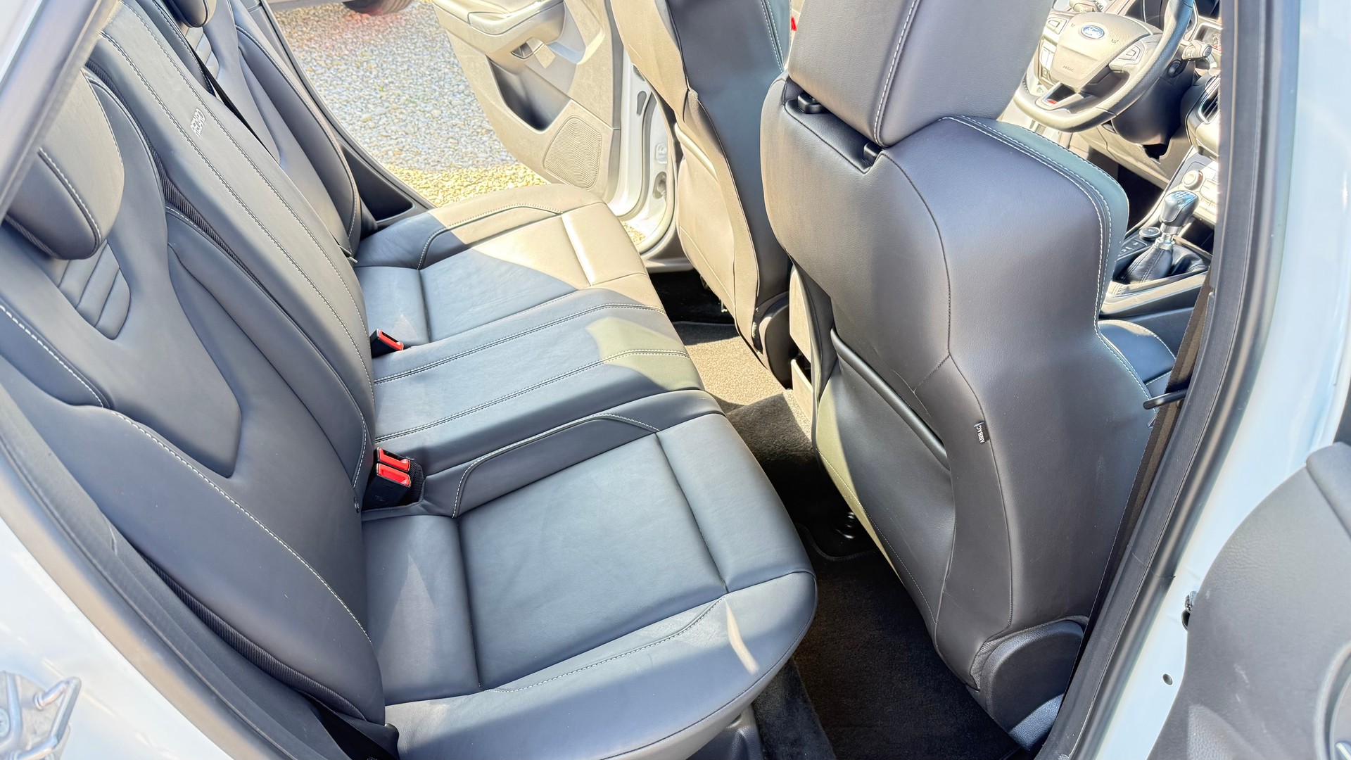 FORD Focus 2.0 SCTi ST3-image-8