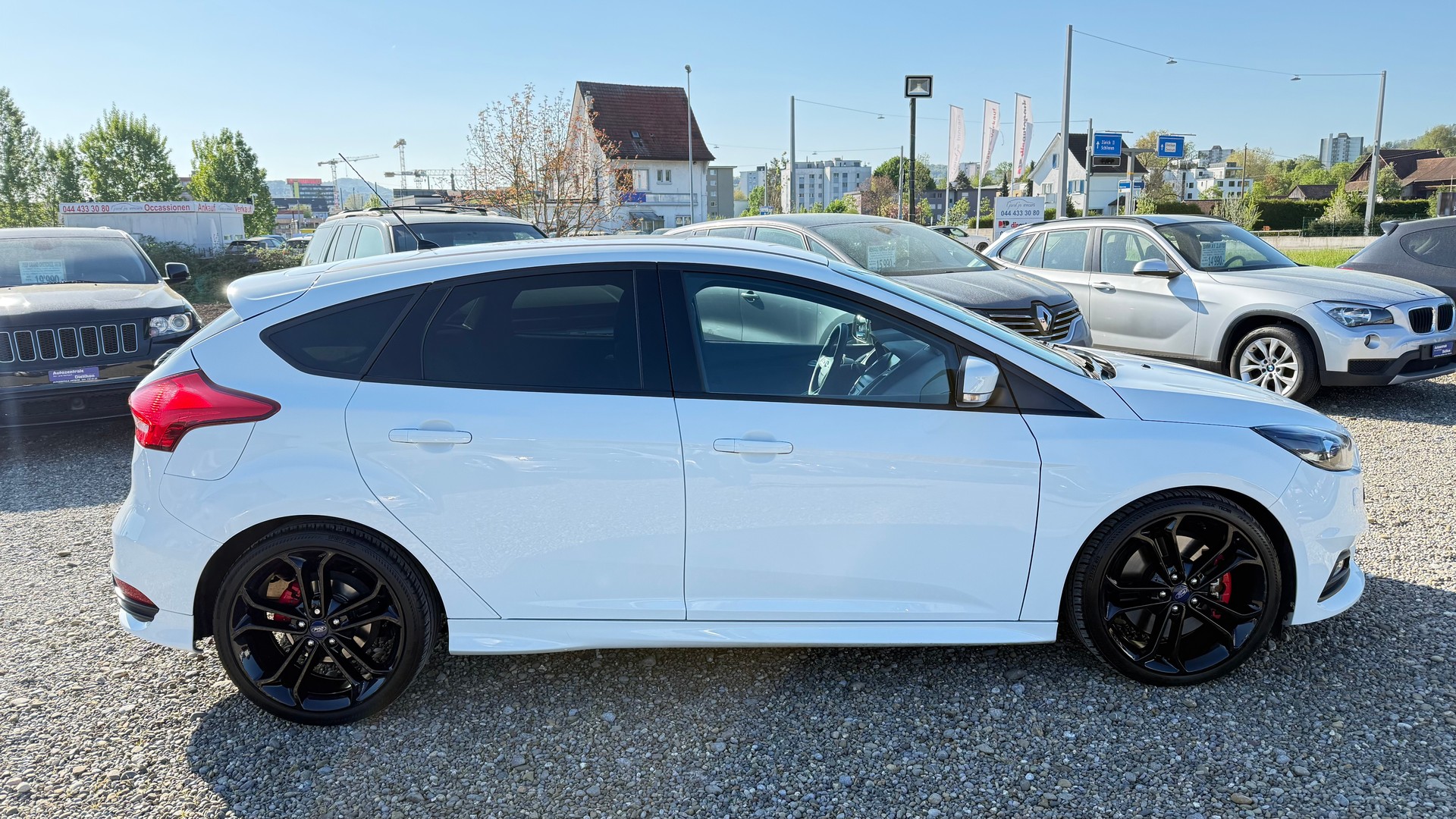 FORD Focus 2.0 SCTi ST3-image-16