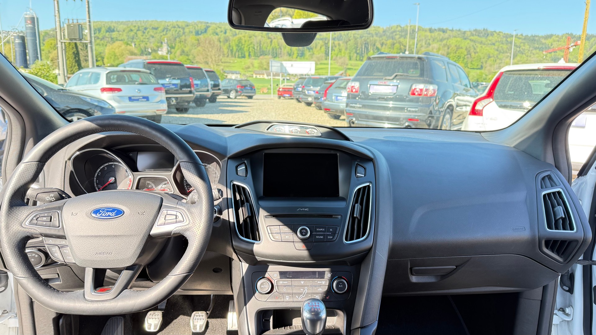 FORD Focus 2.0 SCTi ST3-image-3