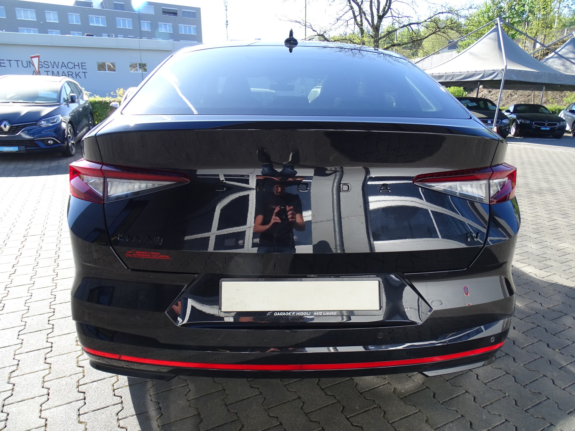 SKODA Enyaq iV 80x RS-image-9