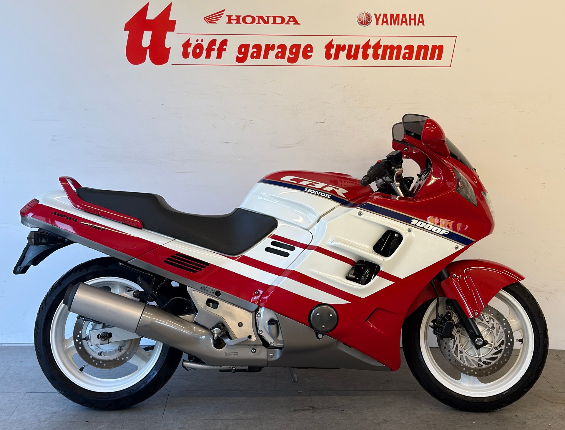 HONDA CBR 1000 F M