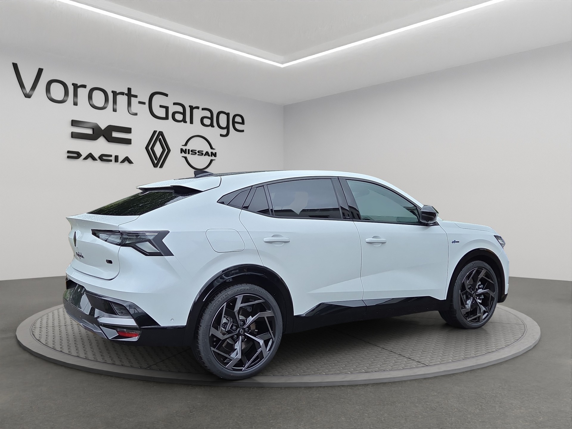 RENAULT Rafale 1.2 E-Tech Plug-in Hybrid 300 4x4 Atelier Alpine-image-4