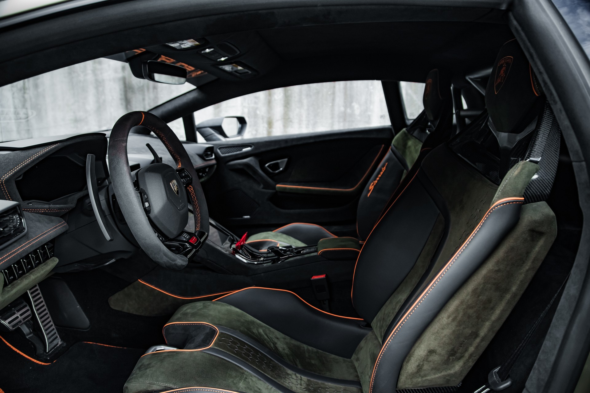 LAMBORGHINI Huracan Sterrato-image-18