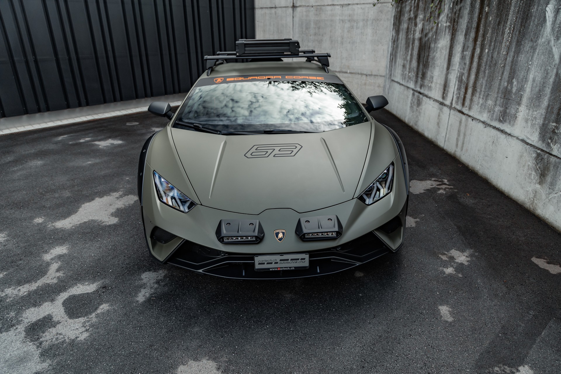 LAMBORGHINI Huracan Sterrato-image-4