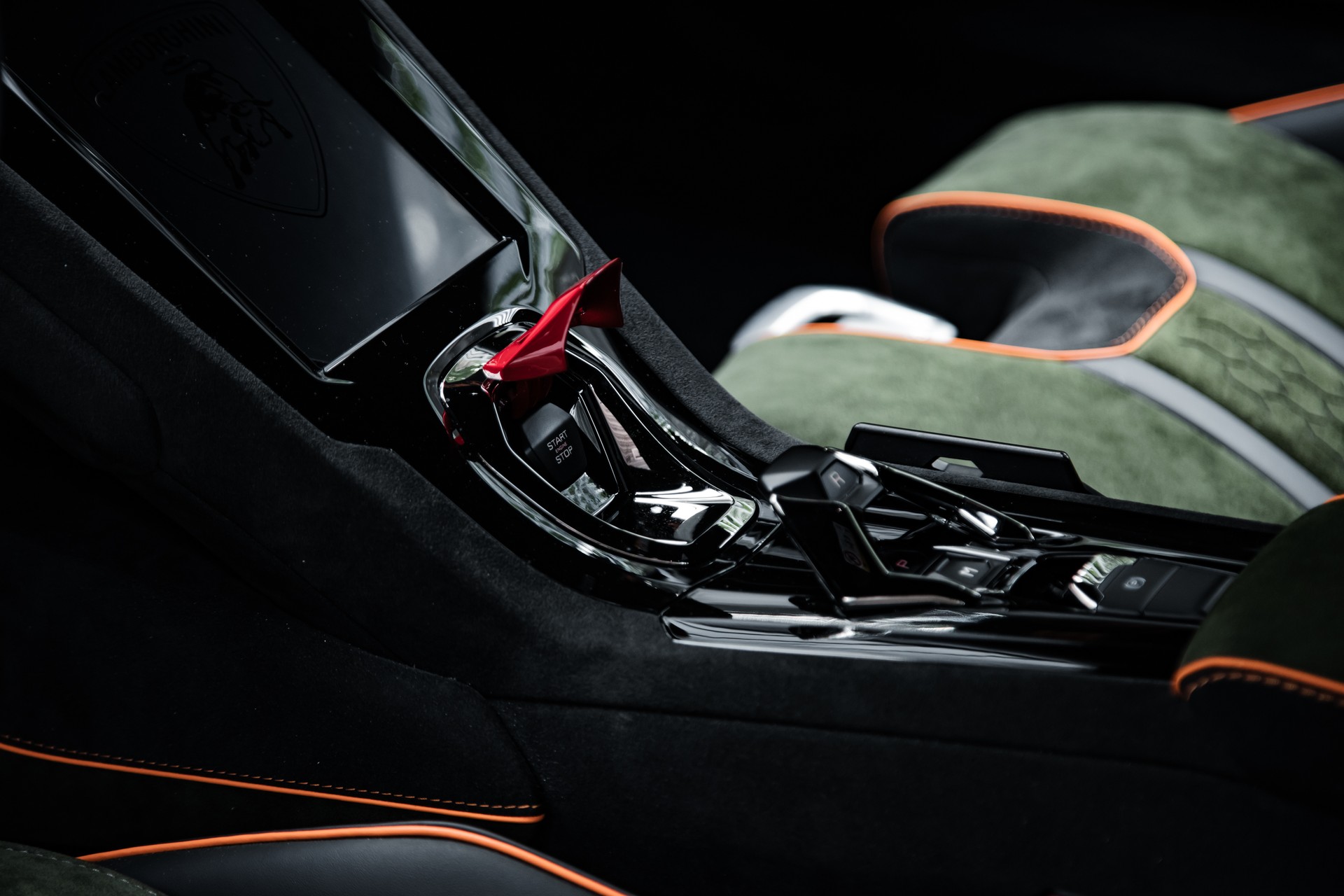 LAMBORGHINI Huracan Sterrato-image-11