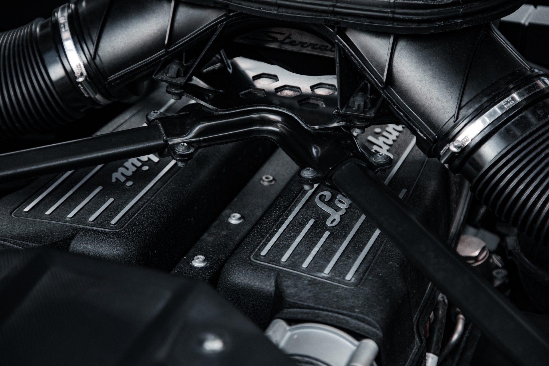 LAMBORGHINI Huracan Sterrato-image-21