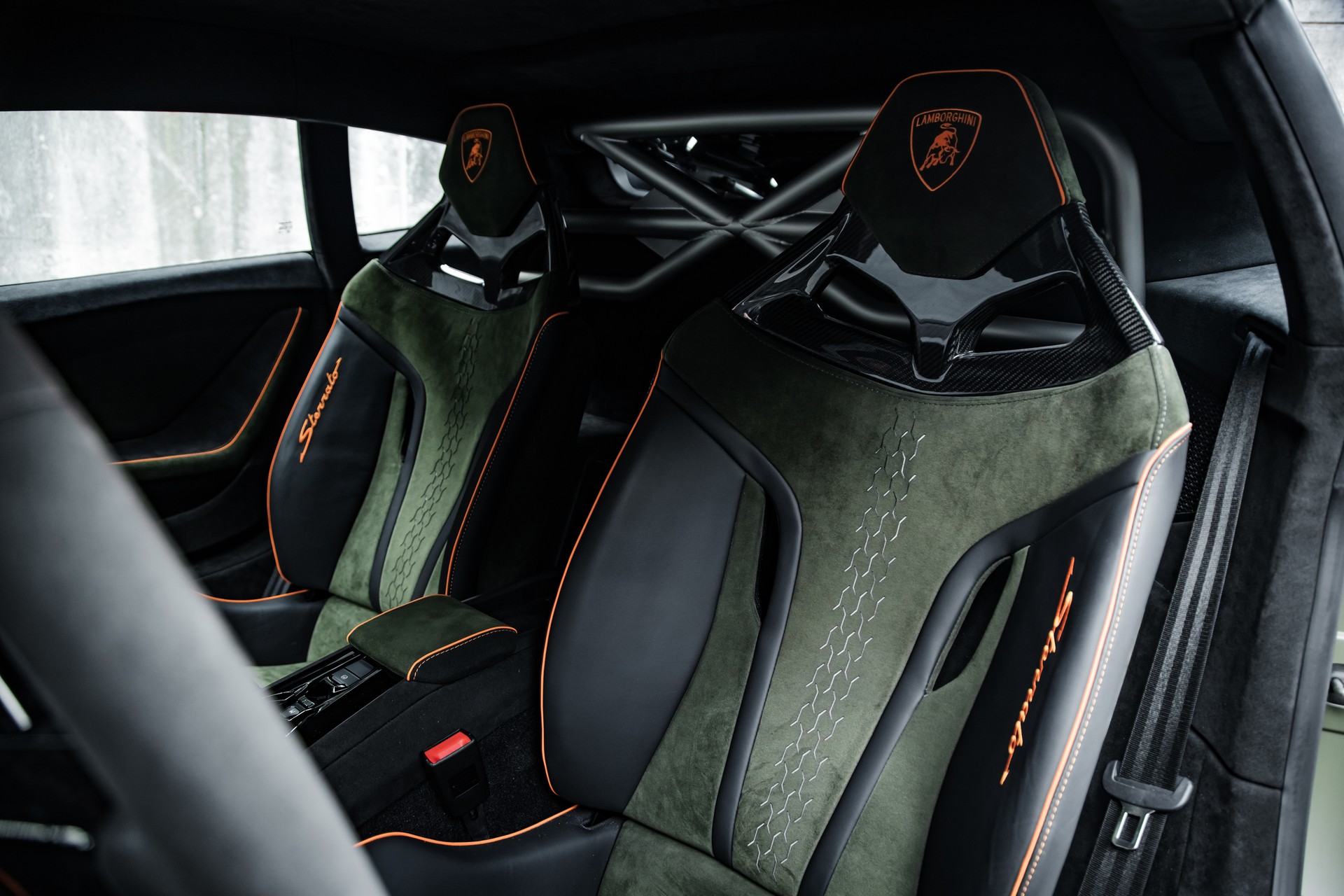 LAMBORGHINI Huracan Sterrato-image-15