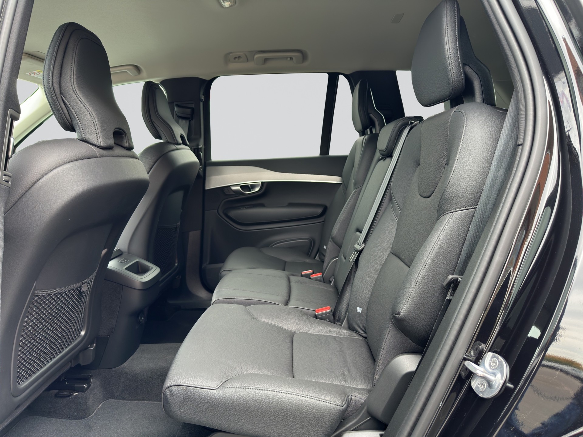 VOLVO XC90 B5 Benzin 7Pl. Mild Hybrid AWD Core Geartronic-image-7