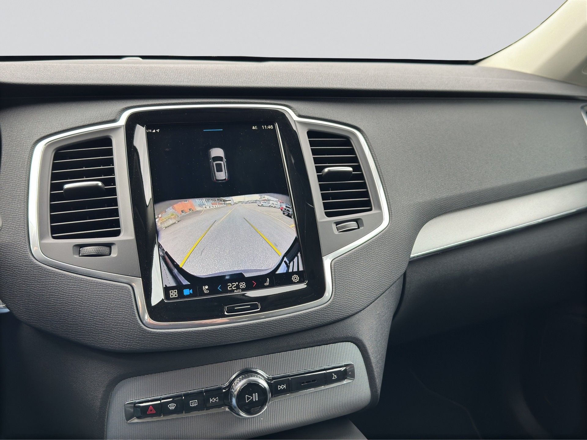 VOLVO XC90 B5 Benzin 7Pl. Mild Hybrid AWD Core Geartronic-image-14