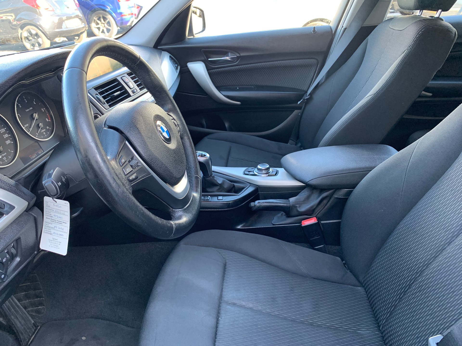 BMW 118d xDrive-image-16