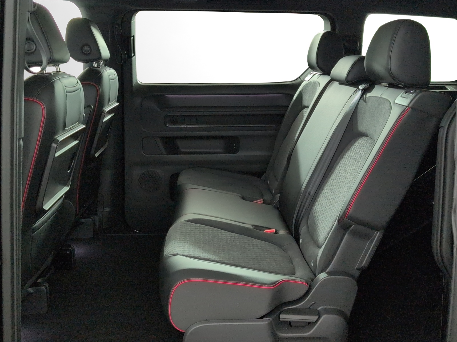 VW ID.Buzz LWB GTX 4 Motion-image-7
