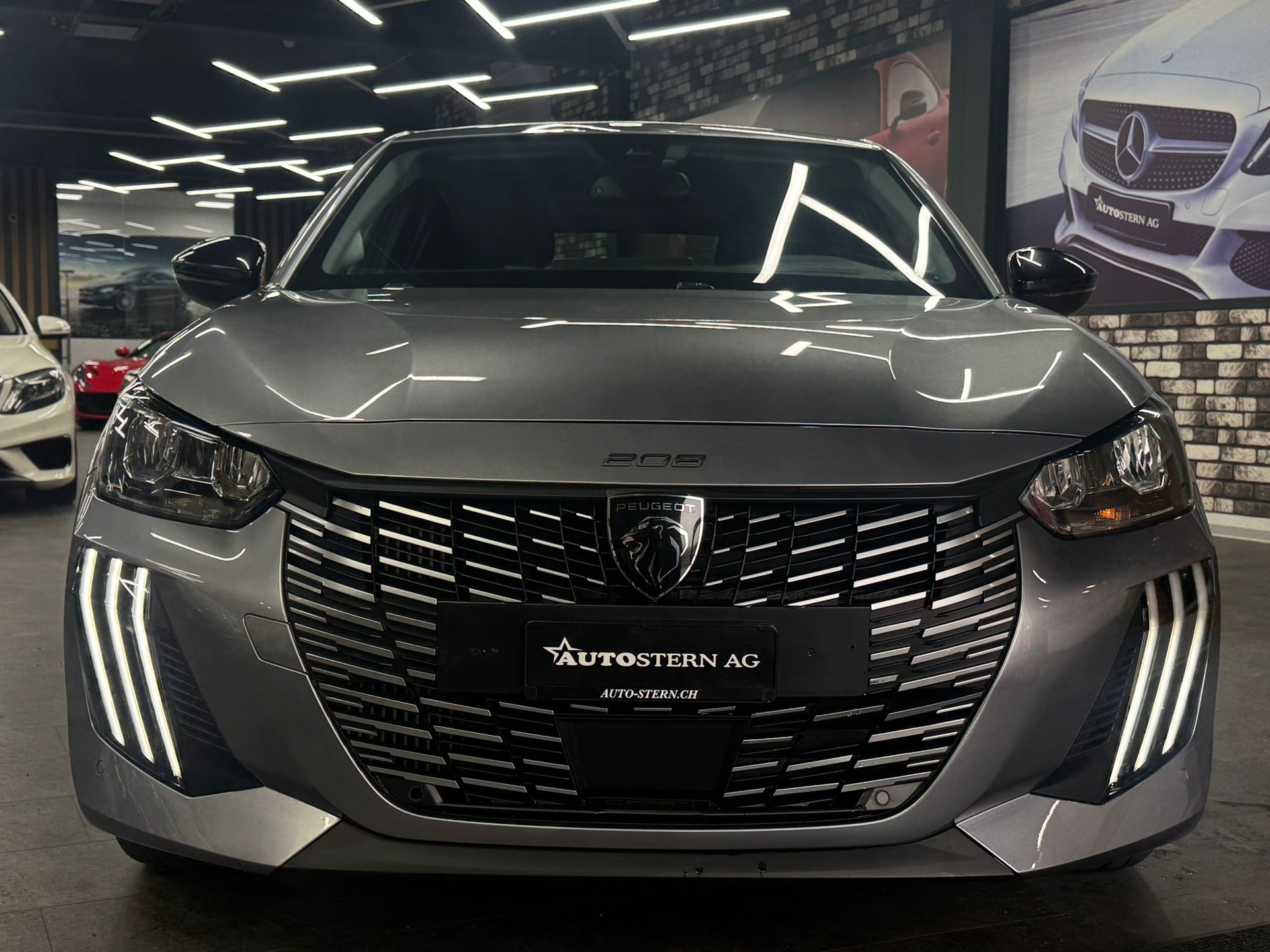 PEUGEOT 208 1.2 MHEV 110 Active-image-1