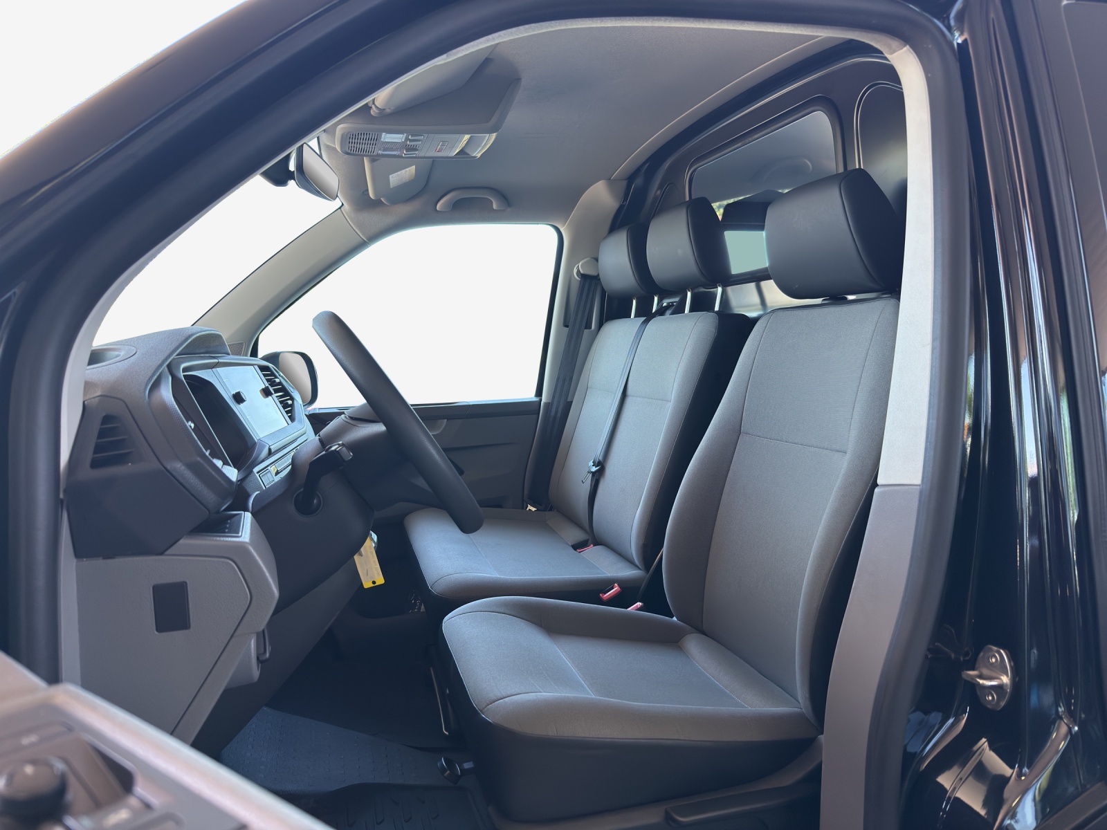 VW T6.1 2.0 TDI DSG-image-7