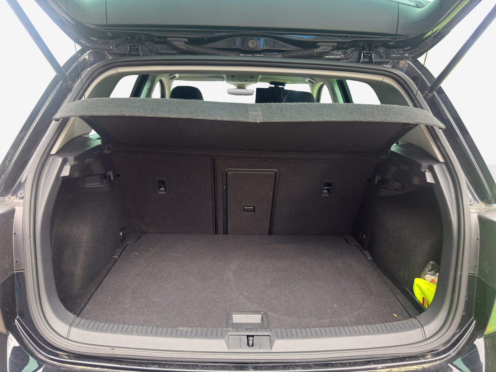 VW e-Golf-image-13