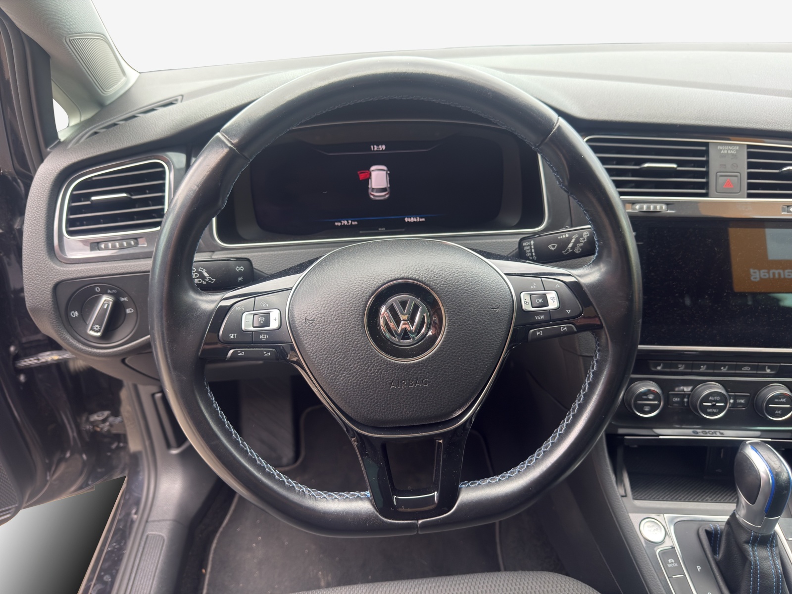 VW e-Golf-image-9