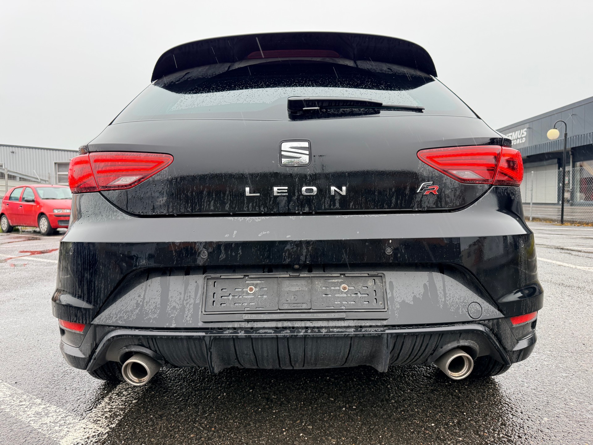 SEAT Leon 1.4 TSI ACT FR Evolution-showroom-element-3