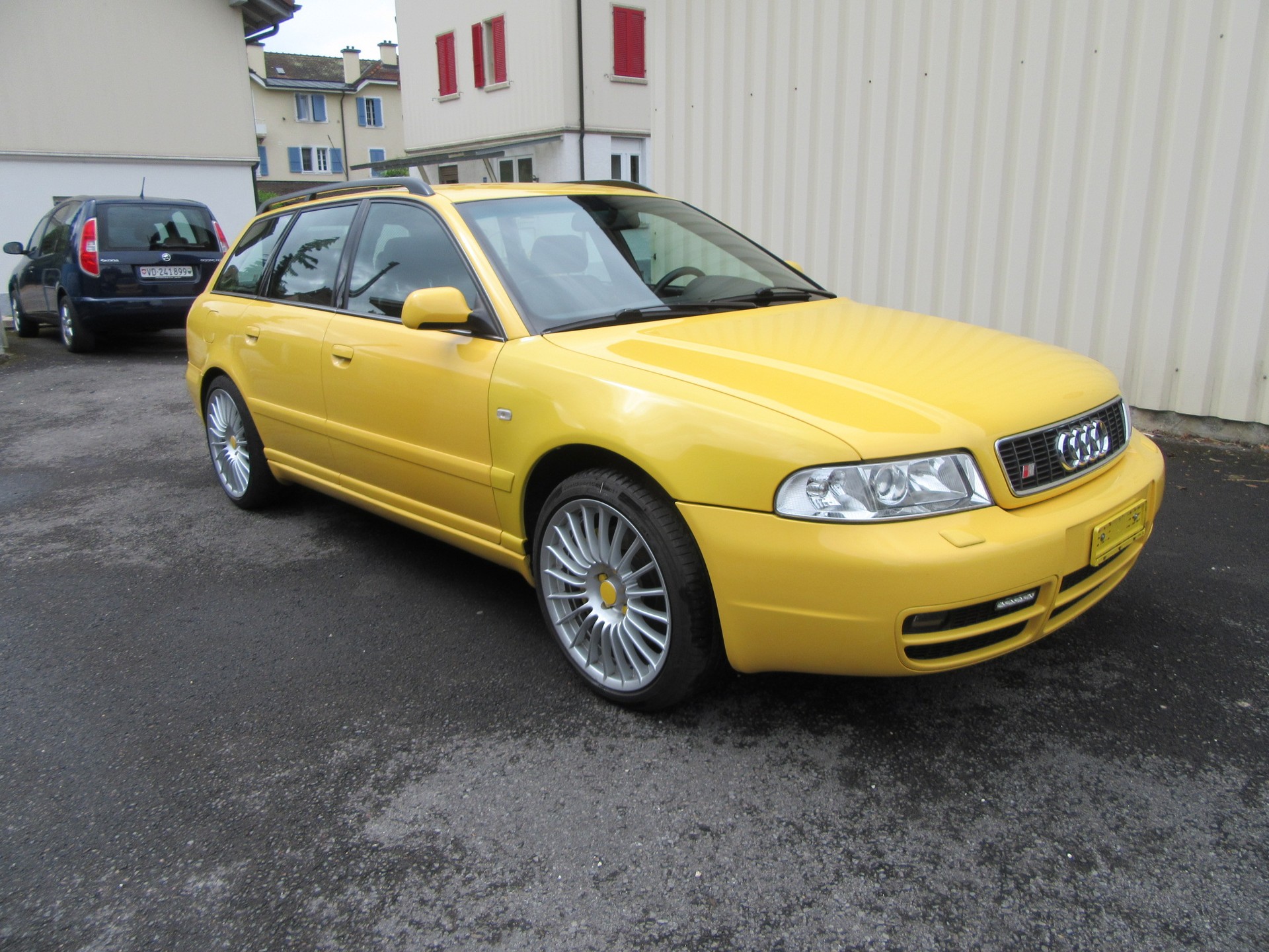 AUDI 2.7 V6 Biturbo quattro-image-3