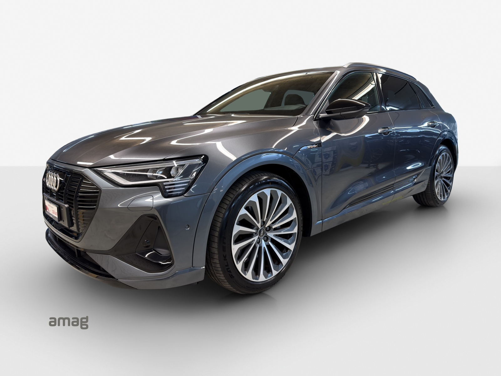 AUDI e-tron 55 S Line Black Edition quattro-image-0
