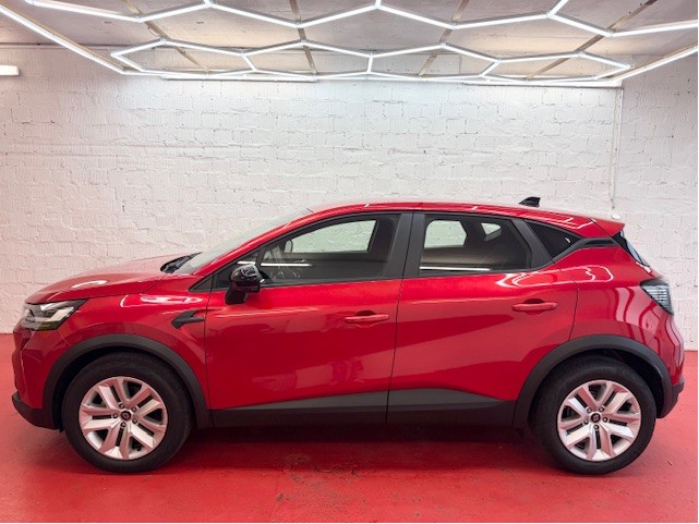 RENAULT Captur 1.3 TCe Techno EDC-image-2