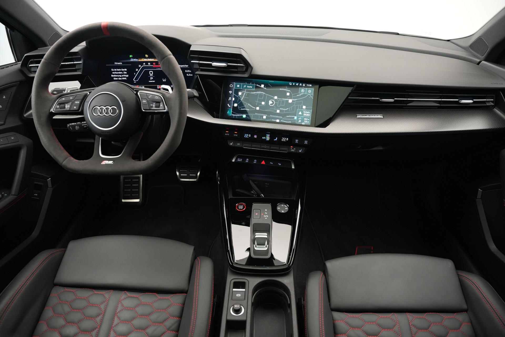 AUDI RS3 Sportback 2.5 TSI quattro S-tronic *CH-Fahrzeug* *HuD* *Assistenzpaket*-image-9