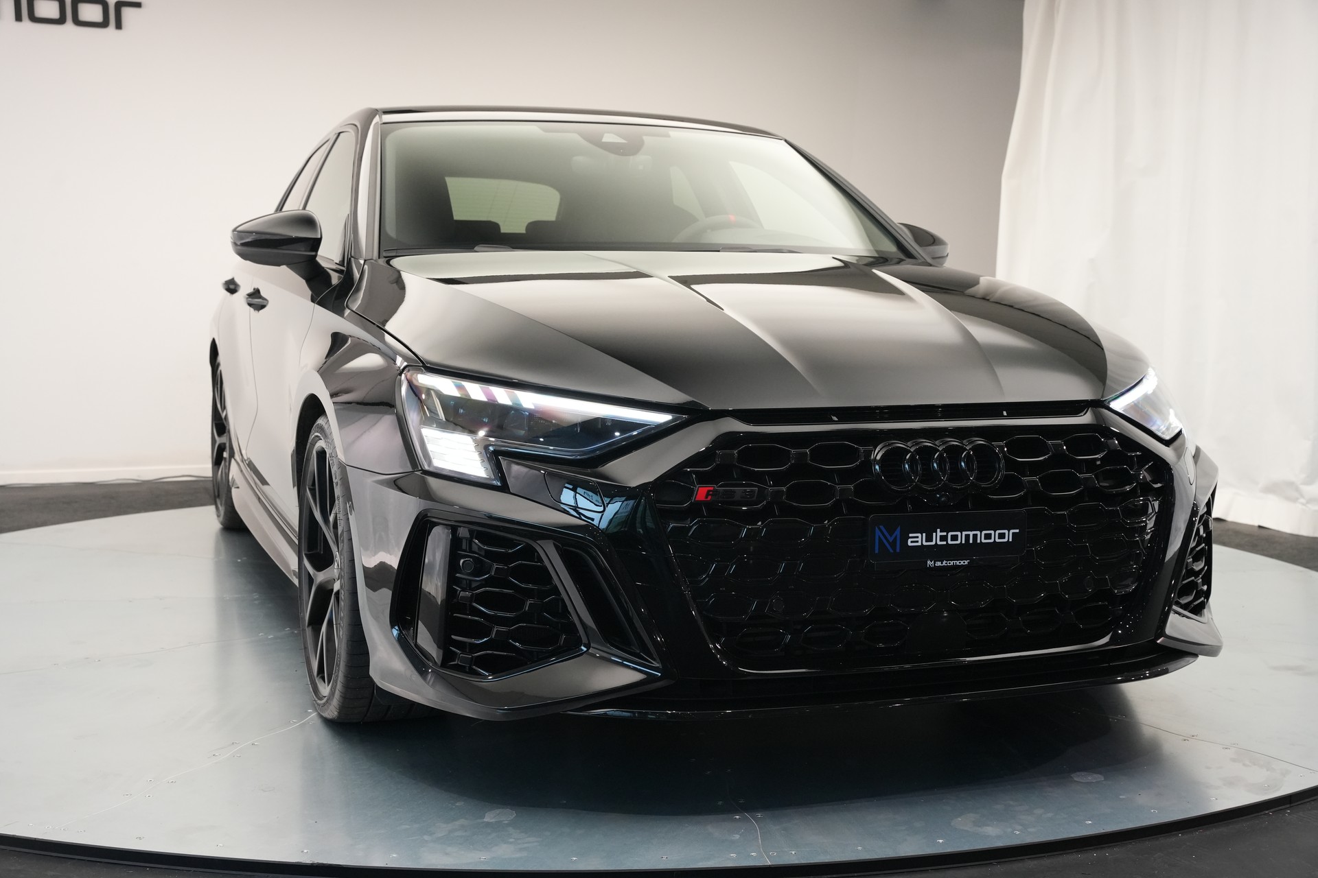 AUDI RS3 Sportback 2.5 TSI quattro S-tronic *CH-Fahrzeug* *HuD* *Assistenzpaket*-image-45