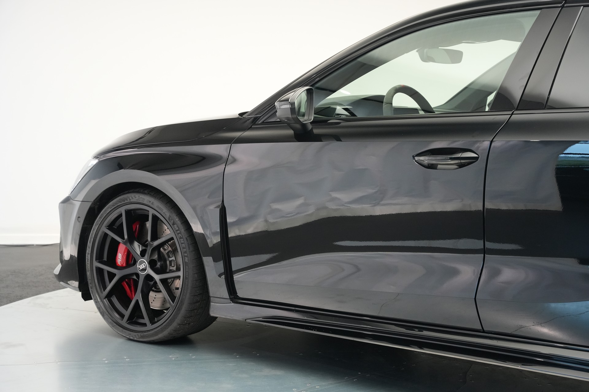 AUDI RS3 Sportback 2.5 TSI quattro S-tronic *CH-Fahrzeug* *HuD* *Assistenzpaket*-image-41