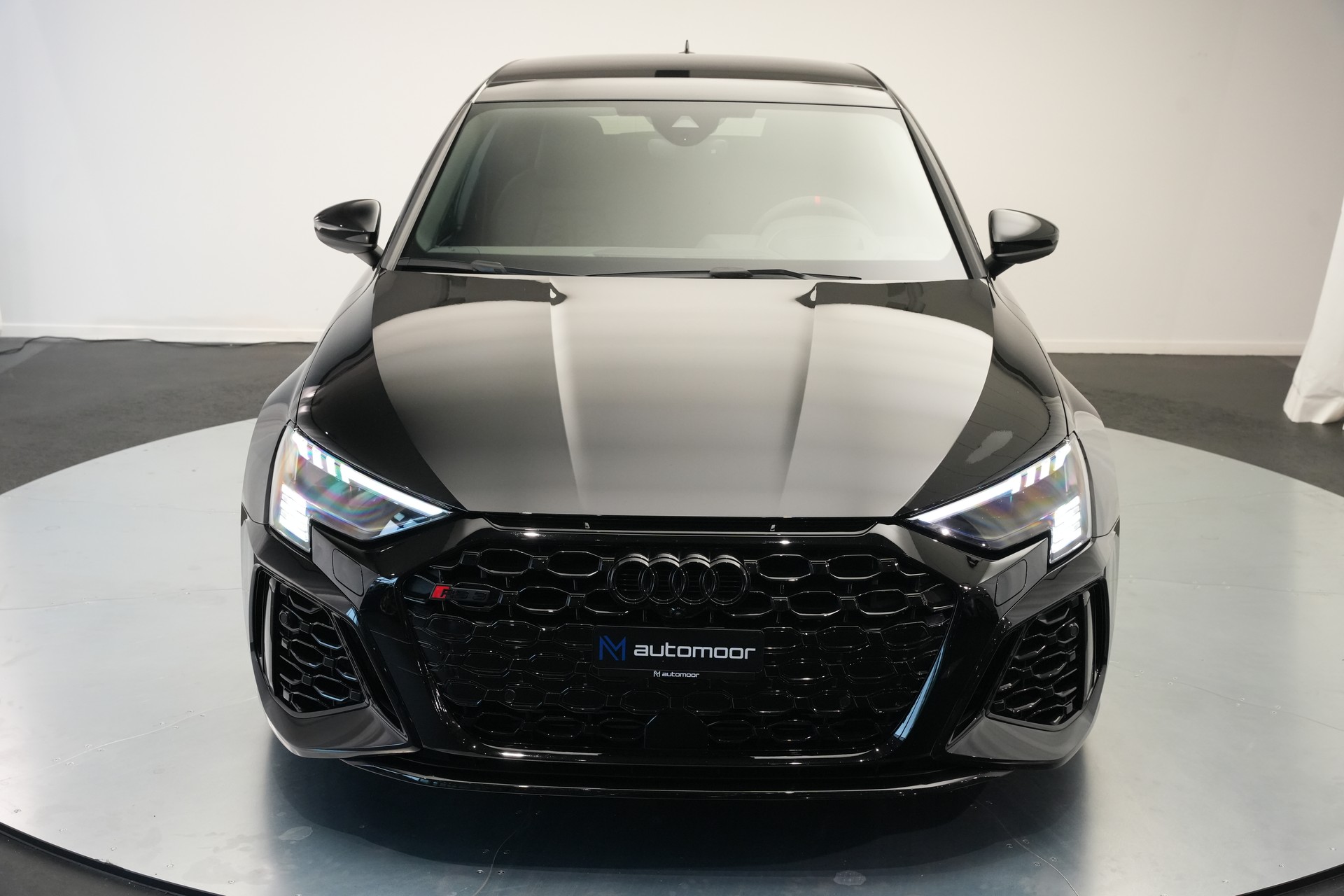 AUDI RS3 Sportback 2.5 TSI quattro S-tronic *CH-Fahrzeug* *HuD* *Assistenzpaket*-image-44