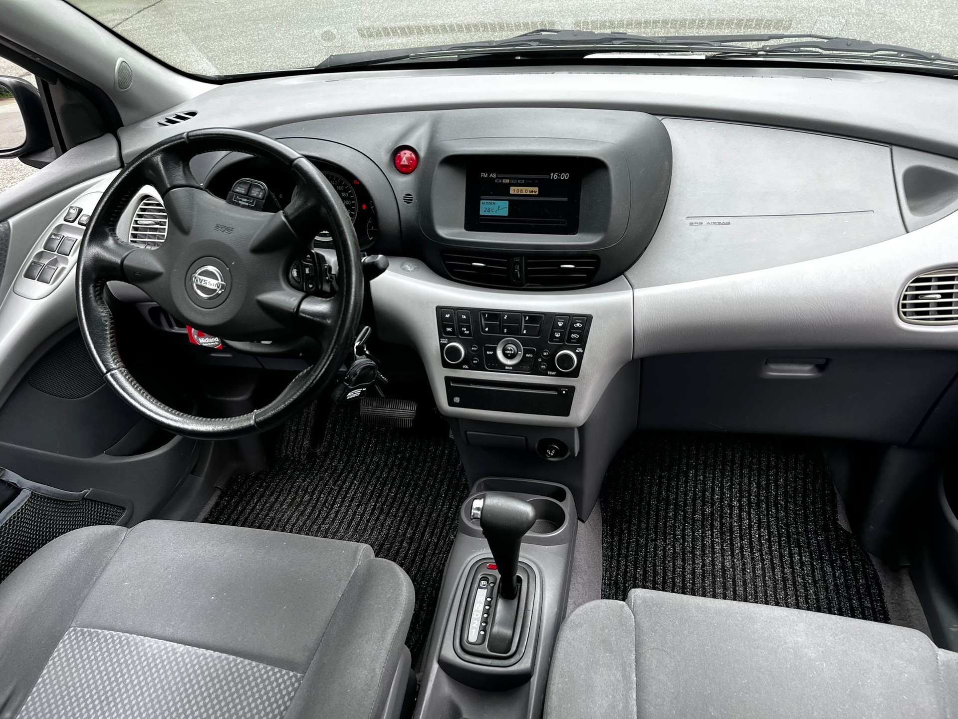 NISSAN Almera Tino 1.8 16V business-image-5