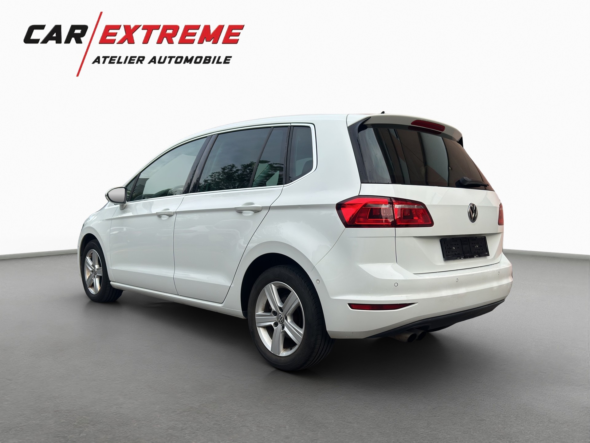 VW Golf Sportsvan 1.4 TSI Highline DSG-image-4