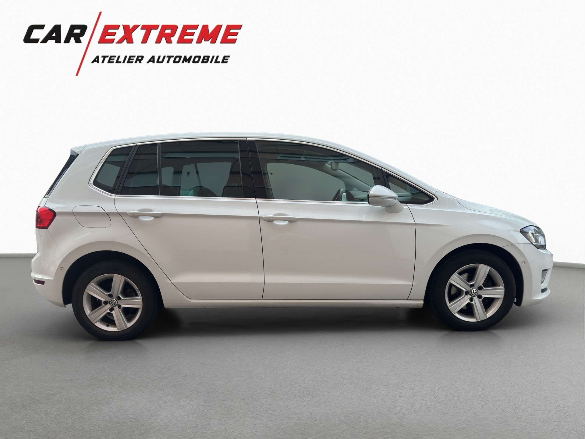 VW Golf Sportsvan 1.4 TSI Highline DSG-image-5