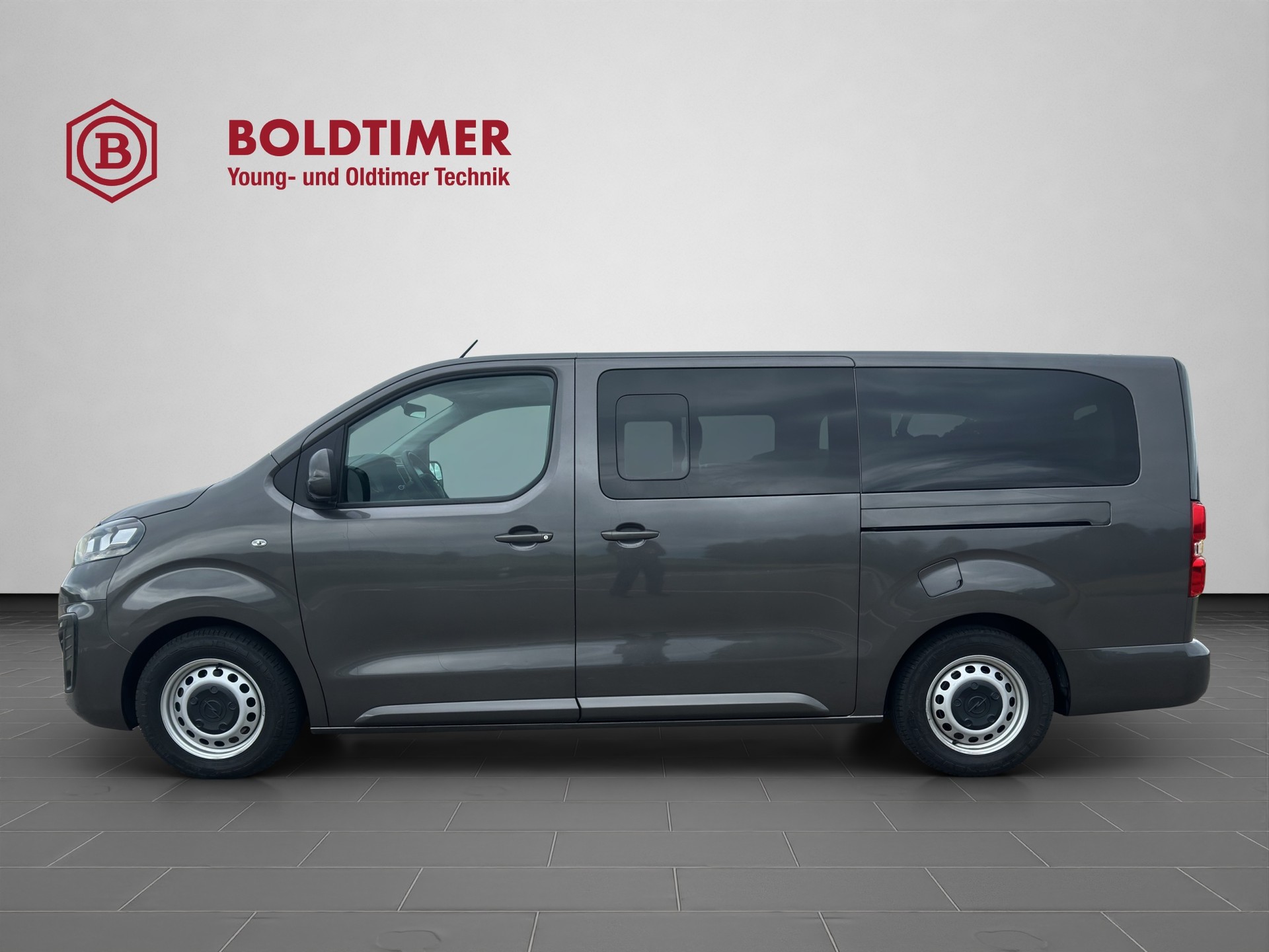 OPEL Vivaro Combi 2.0 CDTI Essentia s/s L-image-2