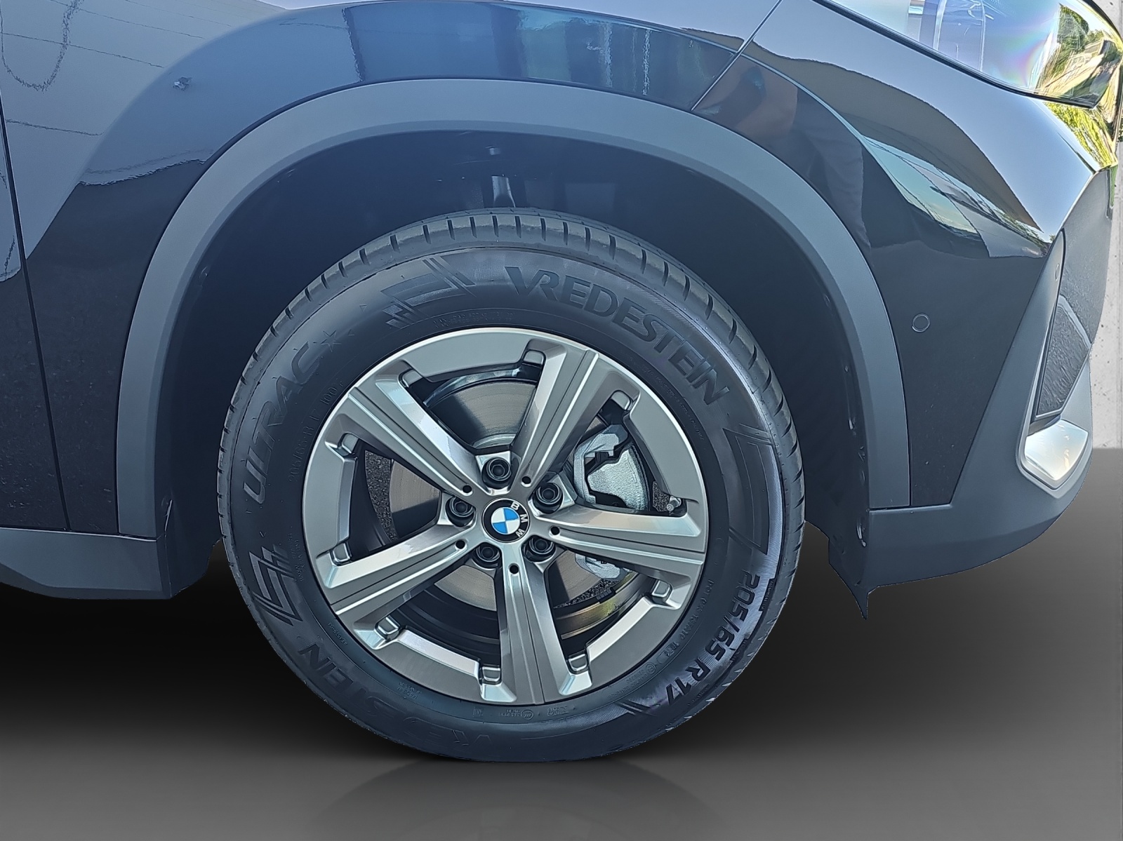 BMW X1 sDrive 18i-image-8