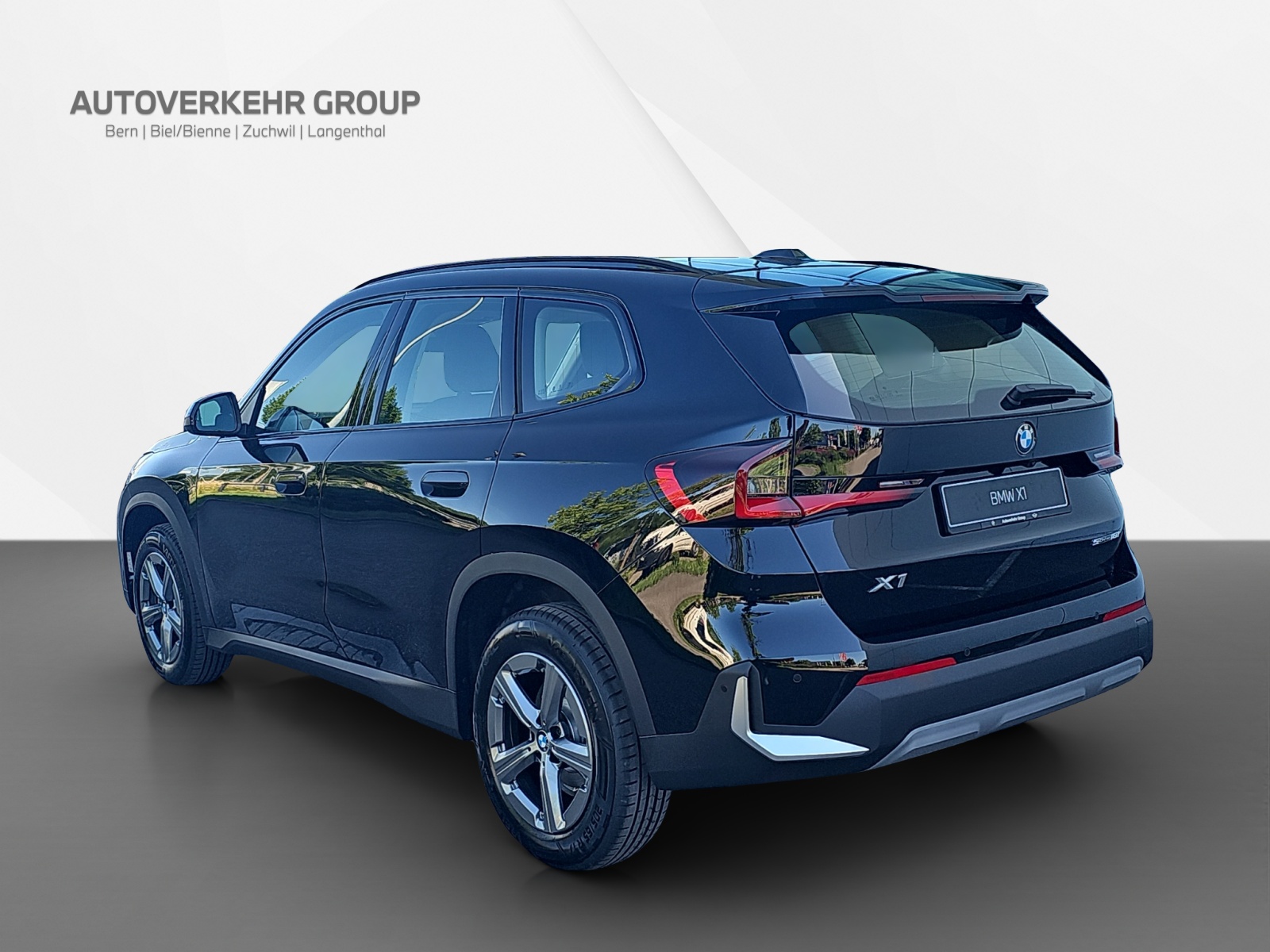 BMW X1 sDrive 18i-image-3