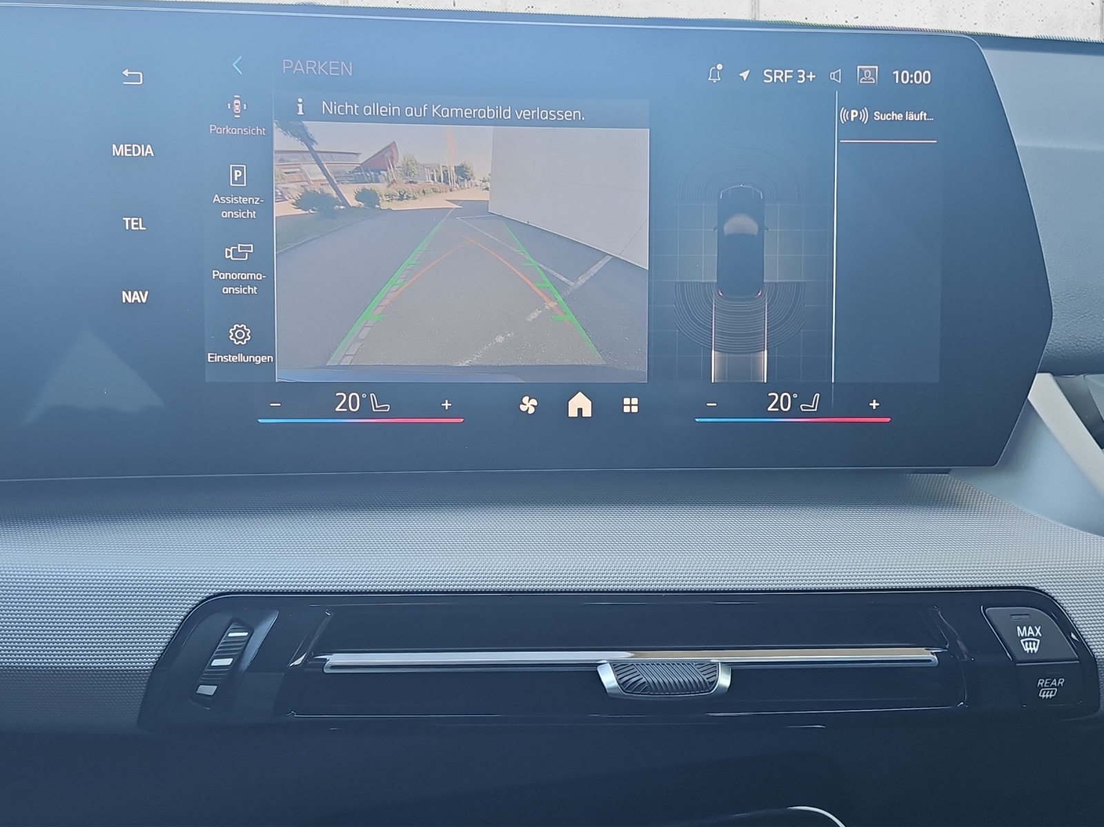 BMW X1 sDrive 18i-image-11