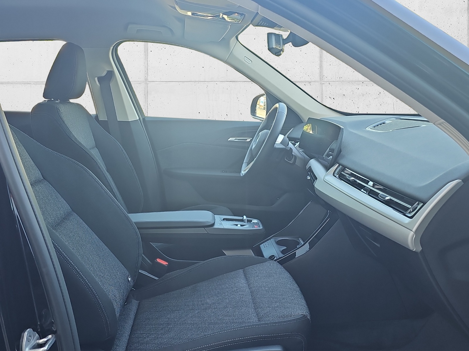 BMW X1 sDrive 18i-image-16