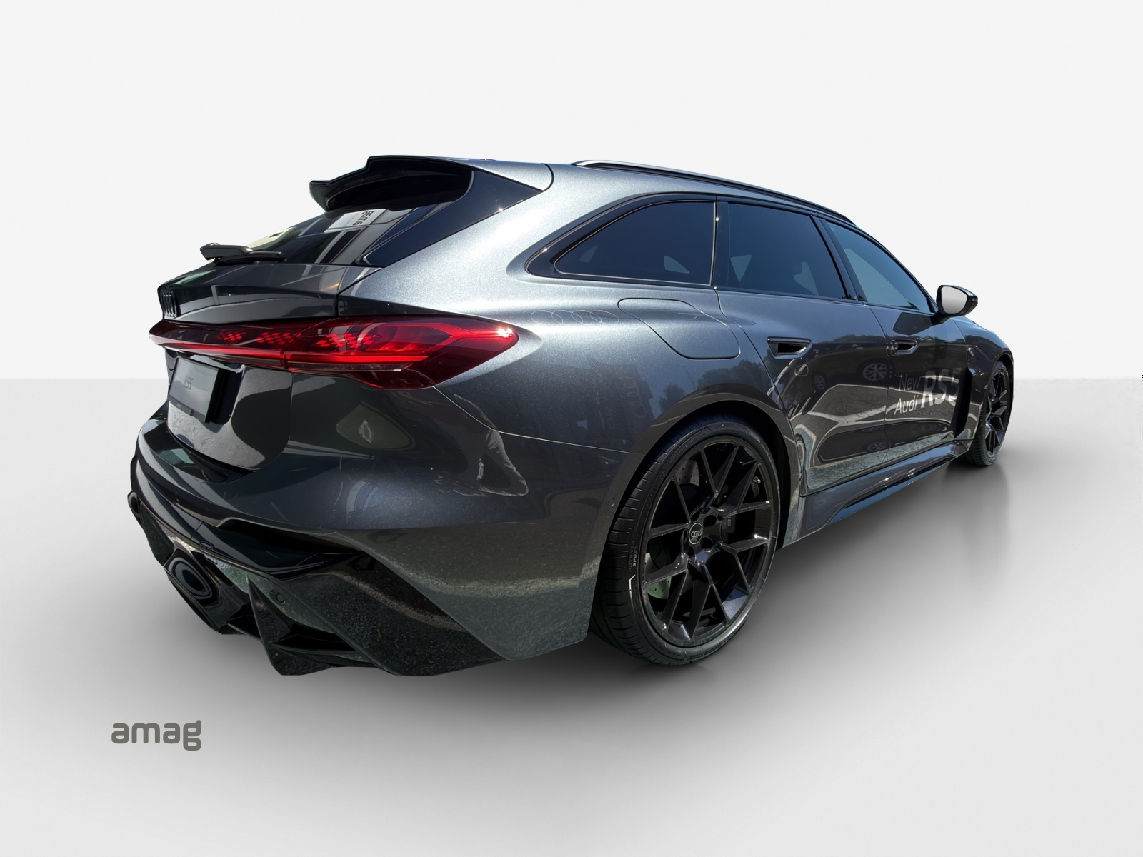AUDI RS 5 Avant TFSI 470 kW Tiptronic quattro-image-4