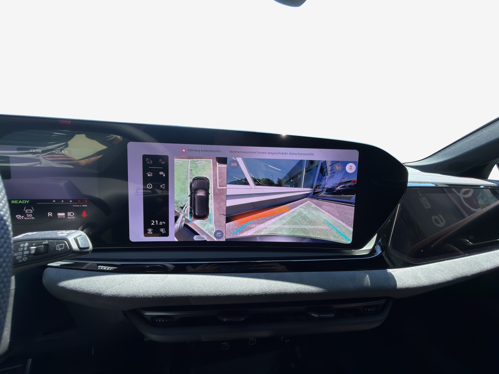 AUDI RS 5 Avant TFSI 470 kW Tiptronic quattro-image-14