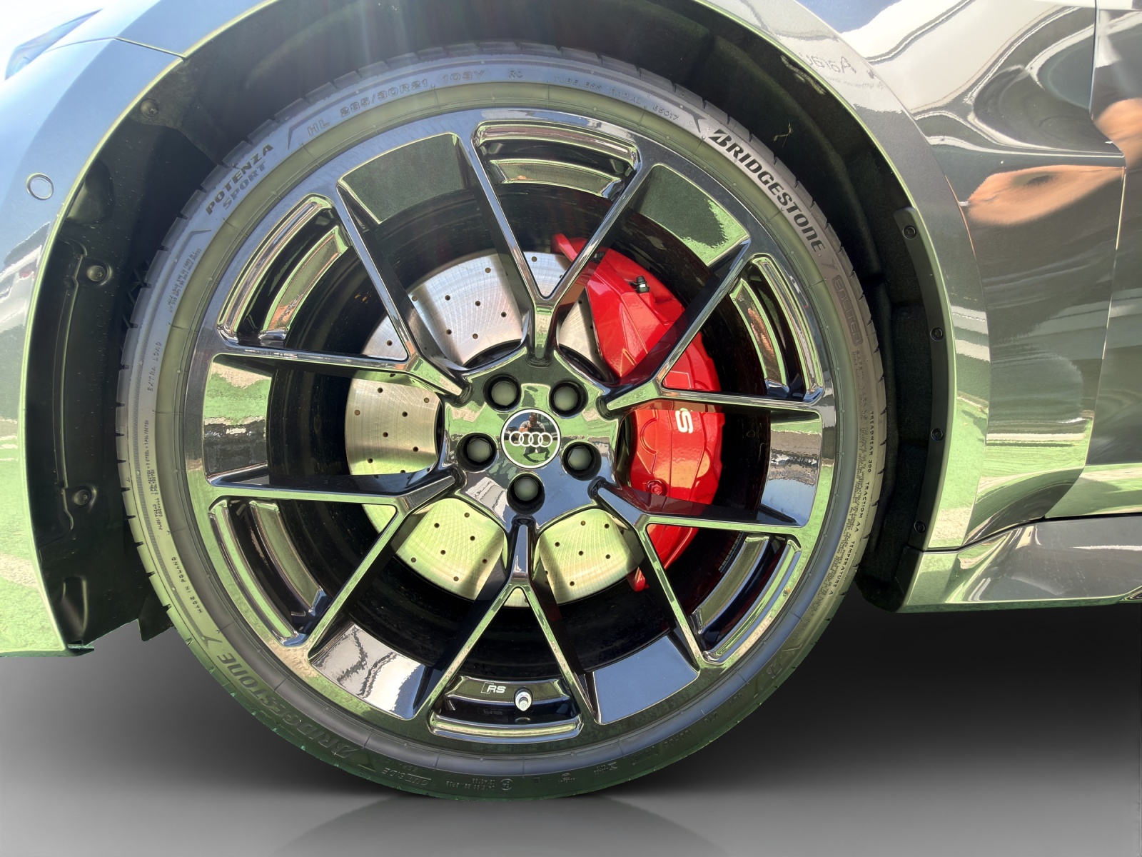 AUDI RS 5 Avant TFSI 470 kW Tiptronic quattro-image-15